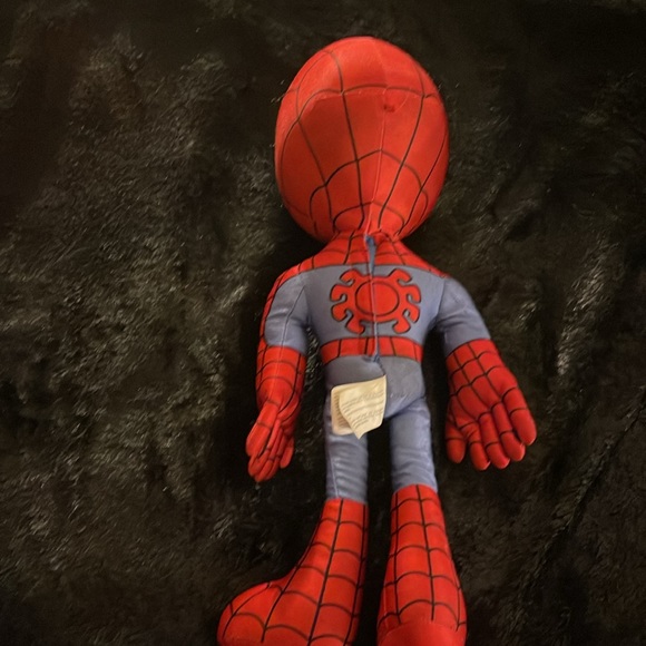 Marvel Spidey 16” Soft Plush Battery Operated Red/Blk/Blue Press Chest To Talk - Picture 7 of 9